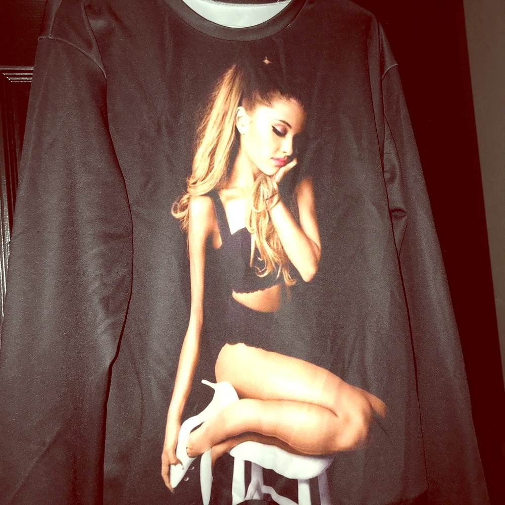 Black Ariana grande sweater